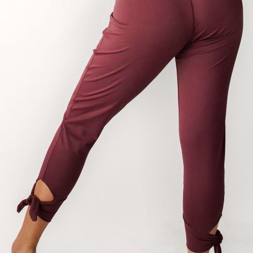 1117 MAROON BACK min