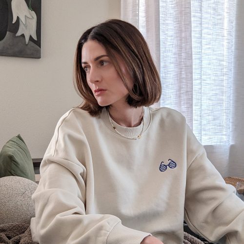 CreamSweatshirt3