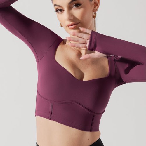 SoHoSweetheartLongSleeveCropTop Plum B1008 0934 Edit