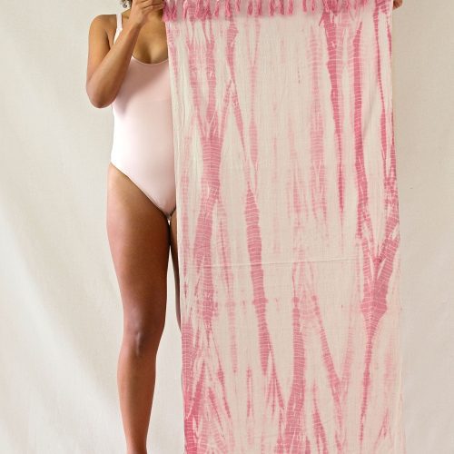 Towel Standing Shibori Pink WEB b88bfa40 3bef 4e10 b131 14ab92563738