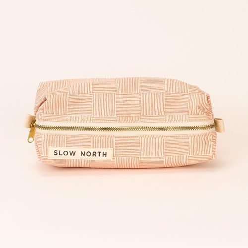 Travel Pouch Pink Pampas Slow North 4 362d6533 6cef 4168 bdc2 2db72ad9fc0f