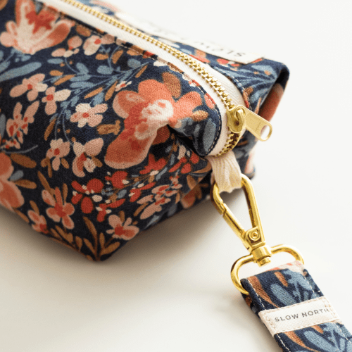 Travel Pouch Pom Blossom Slow North 5