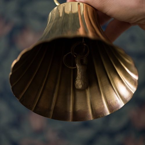 galley fen scalloped brass bells 806367