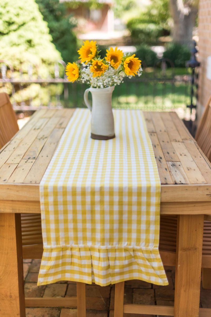 galley fen yellow ruffled gingham table runner 512114