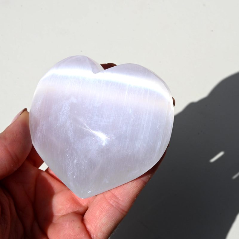 selenite heart 2.5in 11