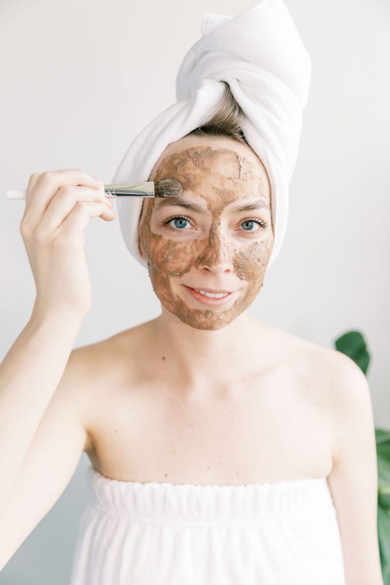 una biologicals herbal face mask application